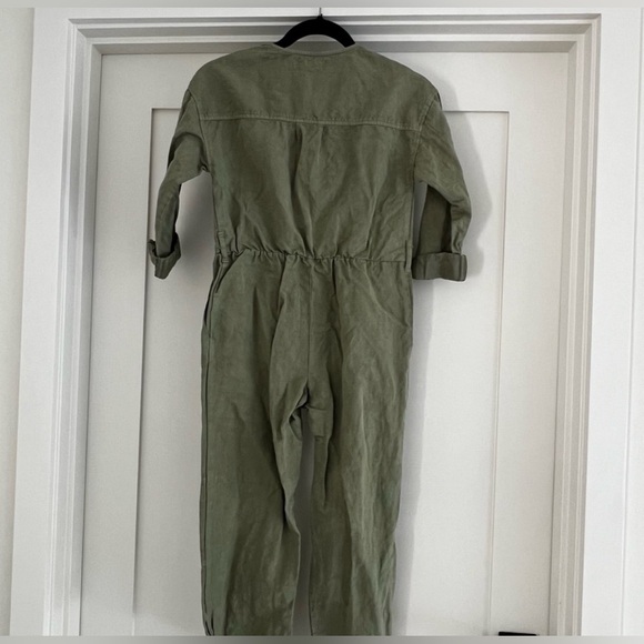 Girls Zara green utility pocketed snap top army green jumpsuit romper! - Picture 2 of 4